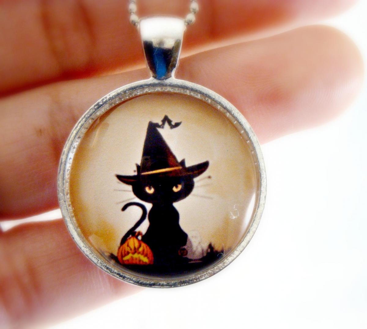 Witch Cat Halloween Glass Pendant Necklace on Luulla